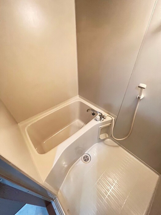 バス／シャワールーム等 アデレード長田