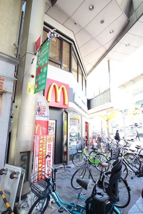 マクドナルド(ファストフード)まで290m ﾌﾟﾚｻﾝｽ九条ｸﾞﾗﾝﾃﾞﾘｰｳﾞ（1205）