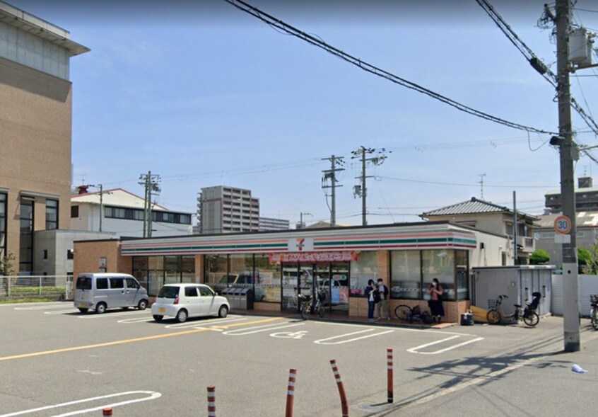 セブンイレブン 大阪住道矢田５丁目店(コンビニ)まで140m ＳＴハイツ照ヶ丘