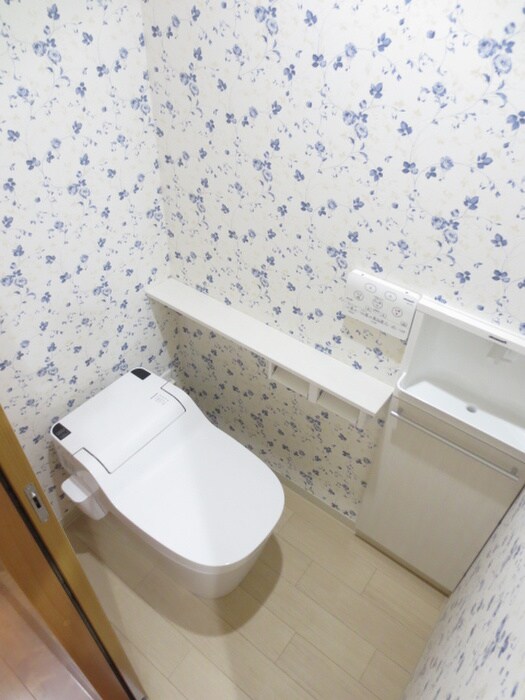 トイレ アマデウス萬壽寺葛野大路