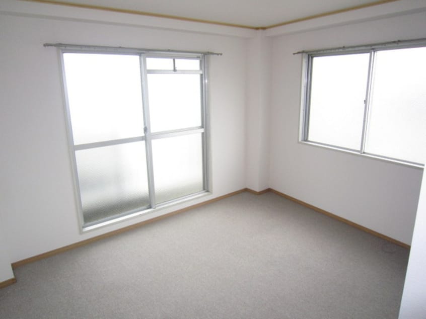 居室 フルーレ豊中