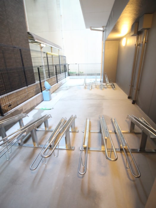 駐輪場 アートレジデンス吉野