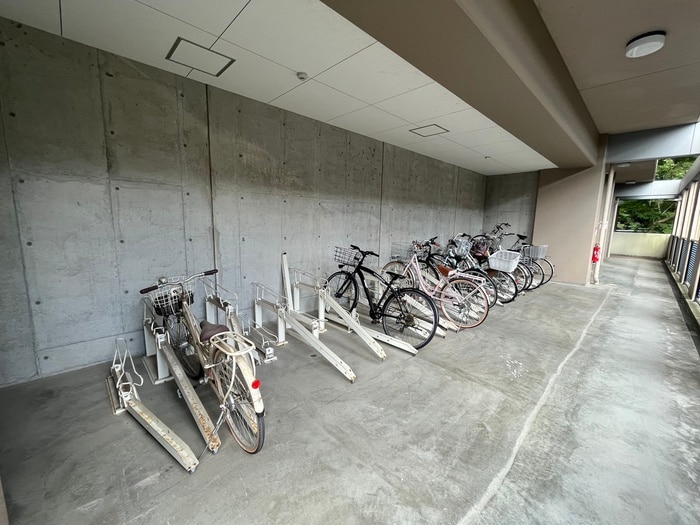 駐輪場 ﾈﾊﾞｰﾗﾝﾄﾞ箕面潤水館(602)