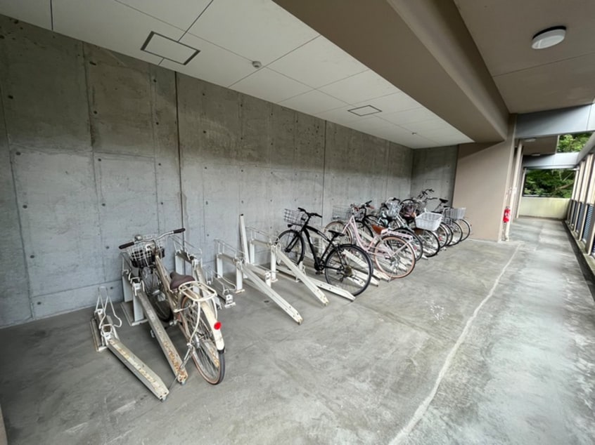 駐輪場 ﾈﾊﾞｰﾗﾝﾄﾞ箕面潤水館(602)