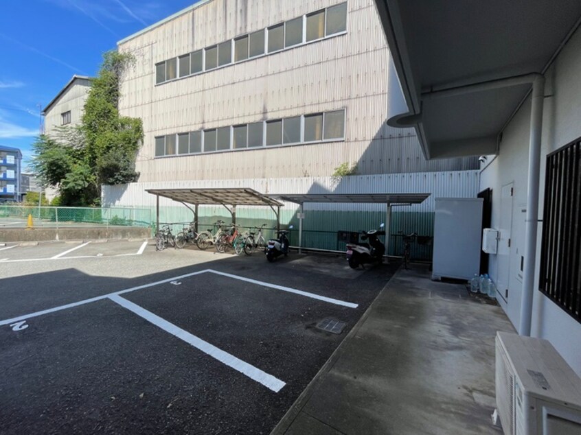 駐輪場 ハイツメルシ－