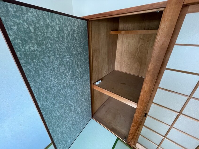 収納 ハイツメルシ－