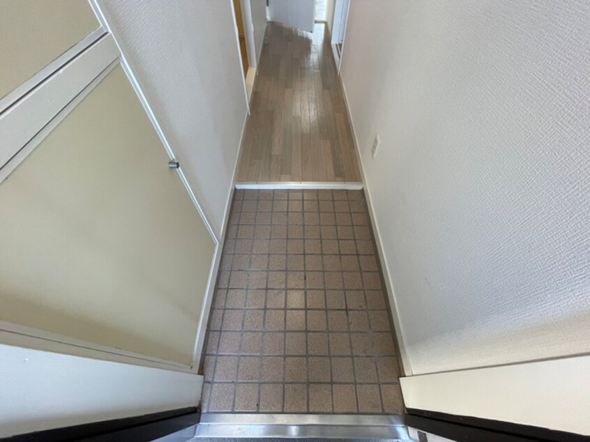 玄関 ハイツメルシ－