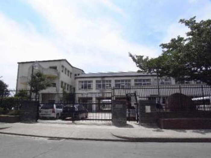 伊川谷小学校(小学校)まで160m ハイツメルシ－