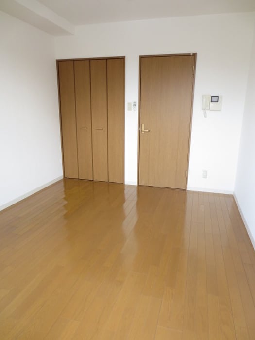 居室 ロイヤルクィ－ンズパ－ク関目