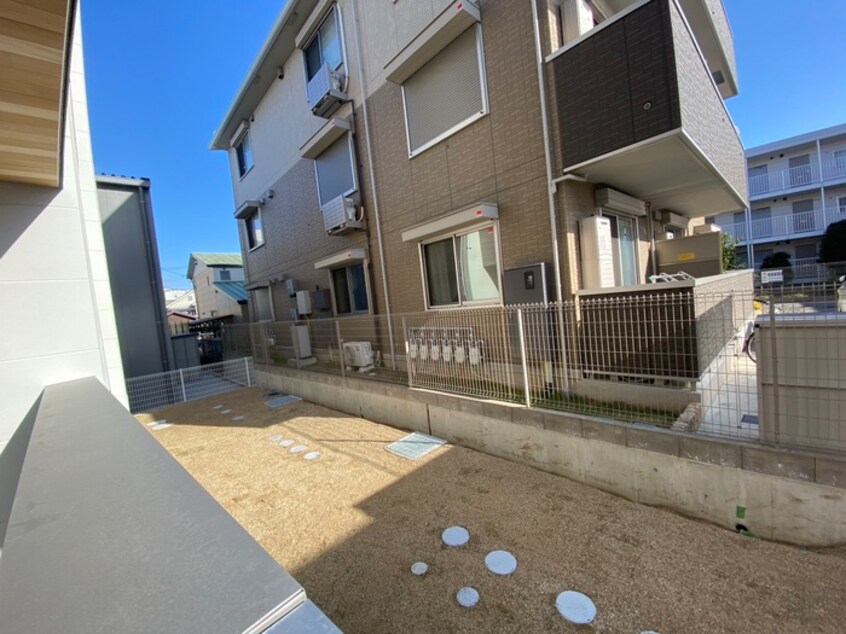 室内からの展望 宇治小倉町共同住宅