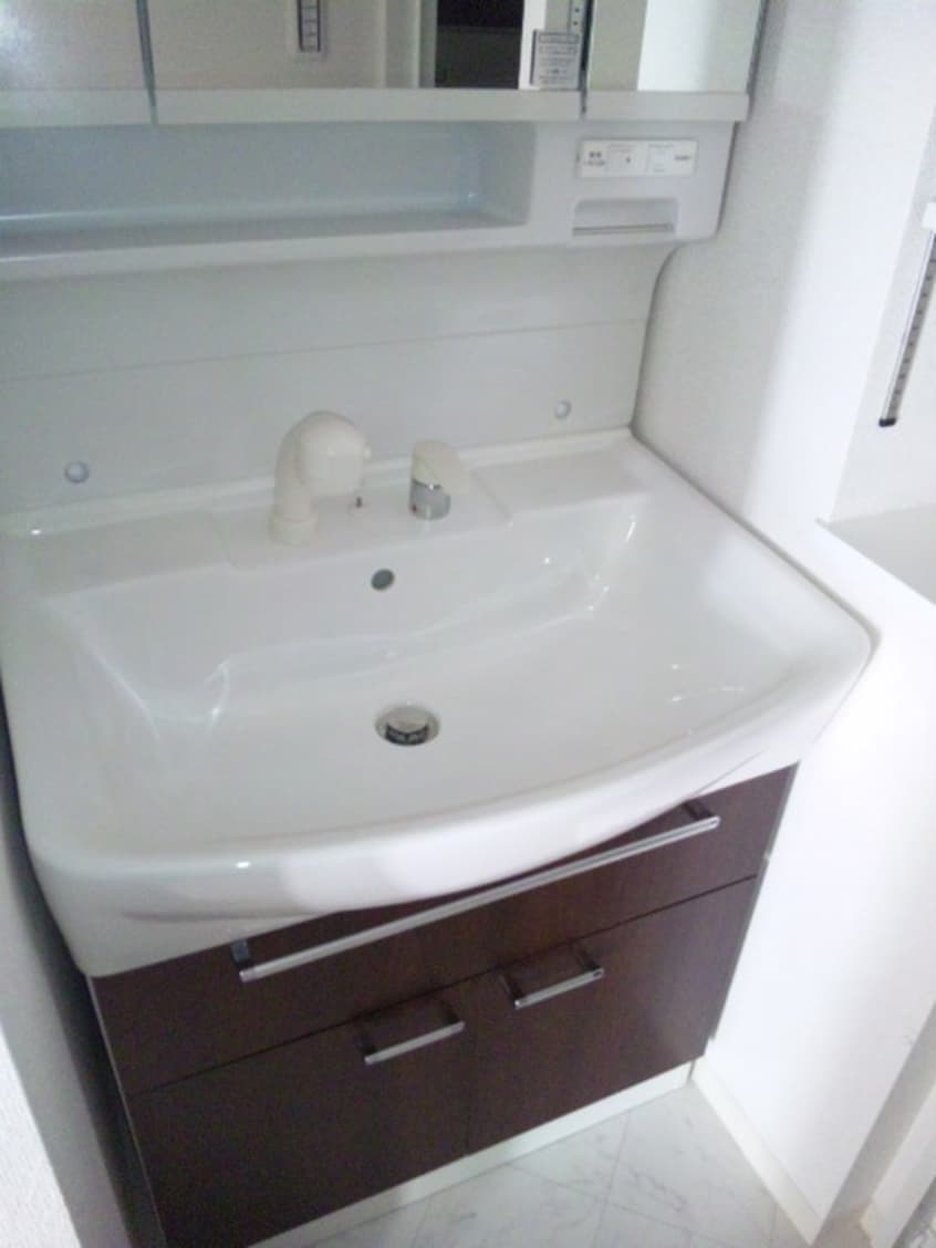 洗面 ｴｽﾃﾑﾌﾟﾗｻﾞ京都御所ﾉ内REGIA(315)