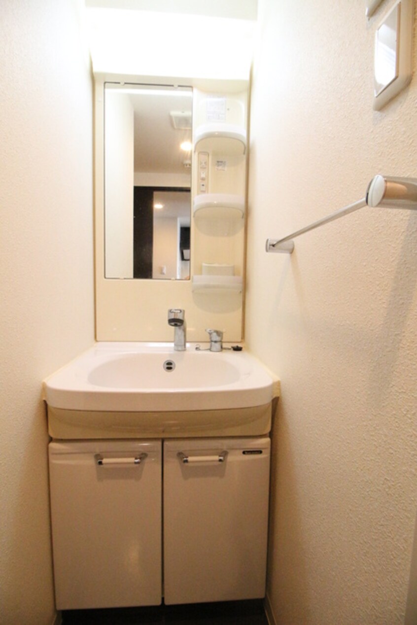 洗面 アスヴェル京都四条烏丸(802)