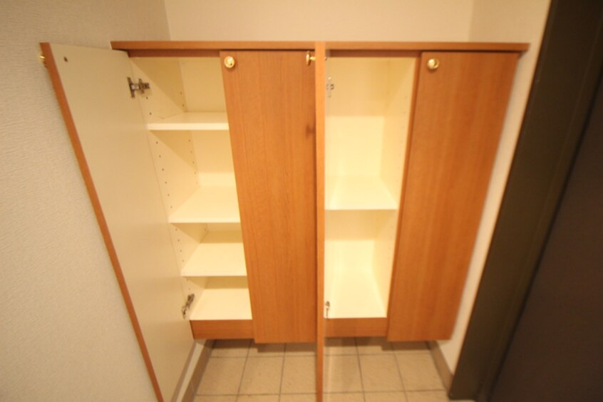 靴箱 グランドール宝塚