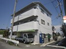 華園ハイツの外観