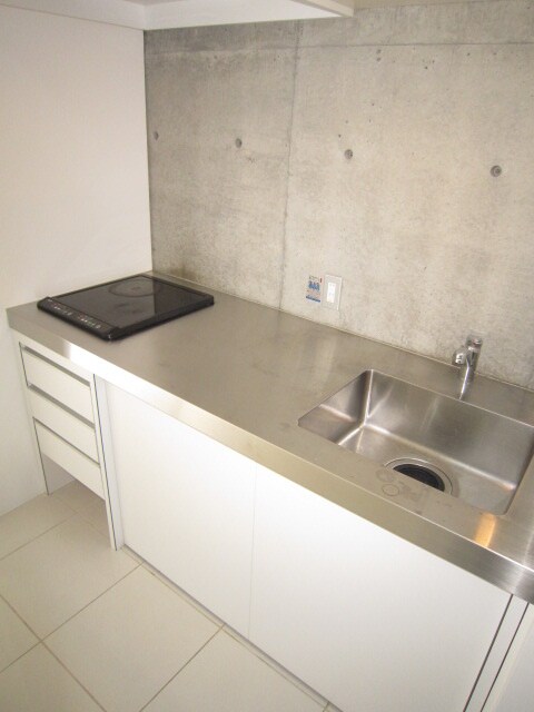 キッチン ベルニ－ニ南森町