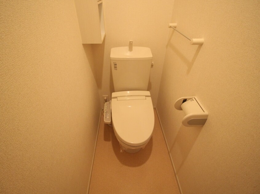 トイレ モデッサ　フェリーチェ