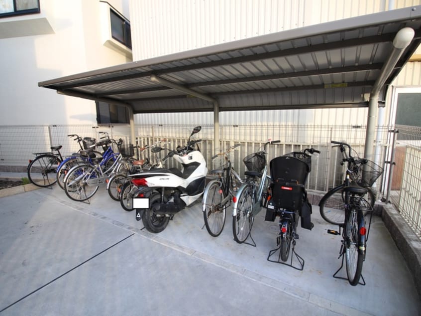 駐輪場 ミルト カーサ