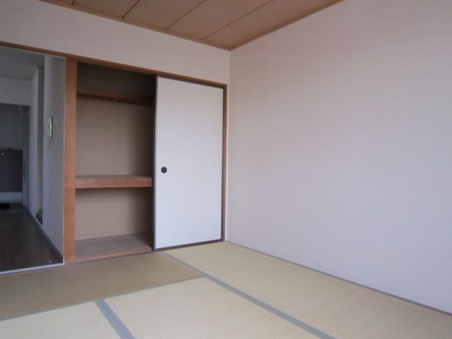 居室 セジュ－ル奥田