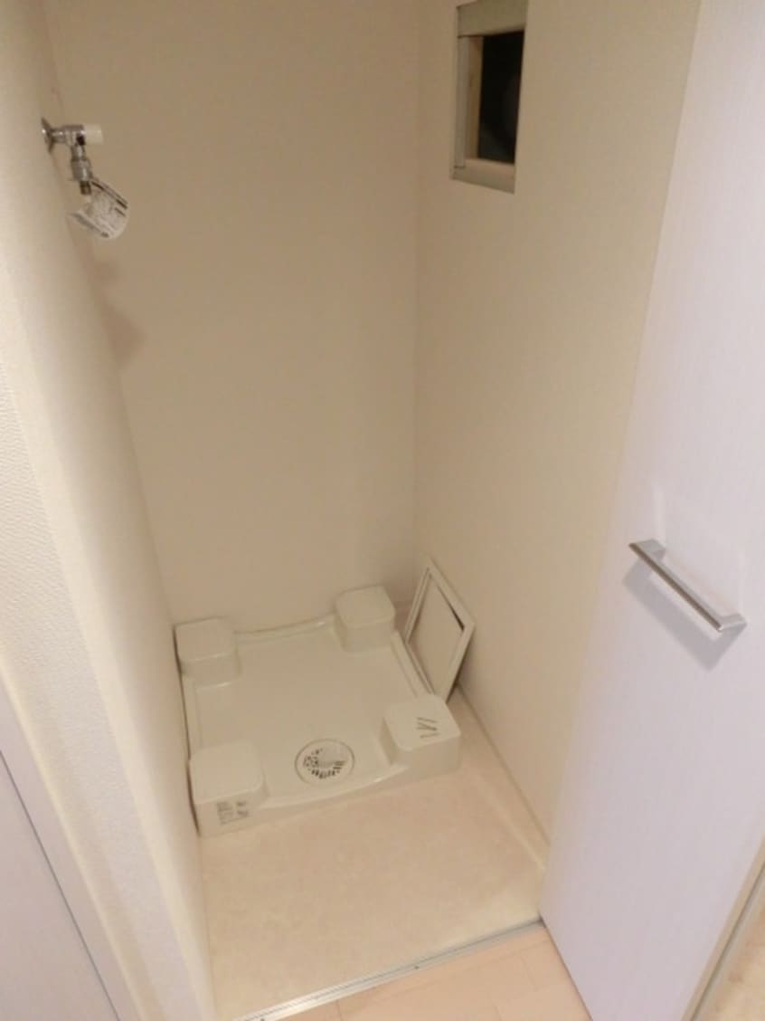 洗濯機置場 ｽﾜﾝｽﾞ京都七条ﾘﾍﾞﾙﾀ(103)