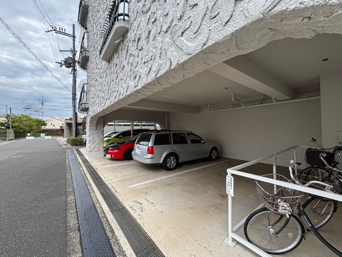 駐車場 秀和南茨木レジデンス(302)