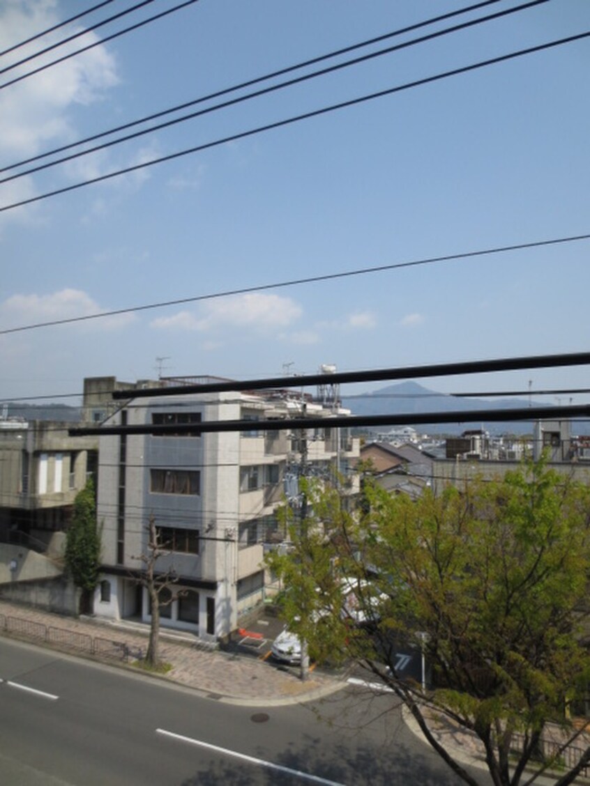 室内からの展望 ルピナス北山