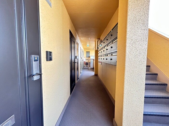 エントランス部分 レ－ク魚住