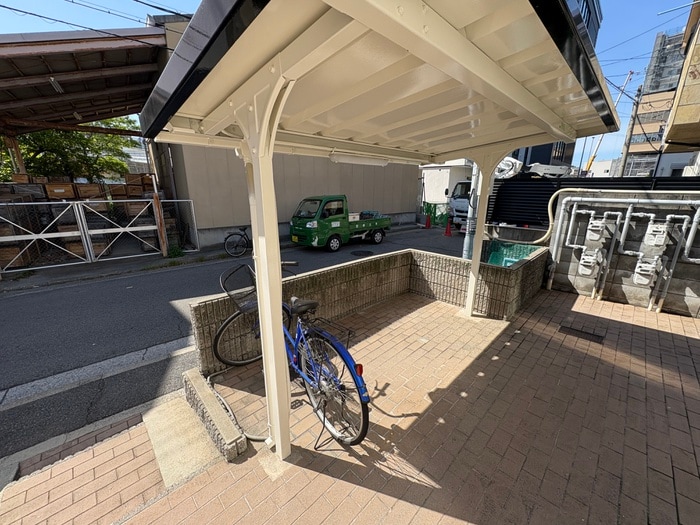 駐輪場 アライブ大箇