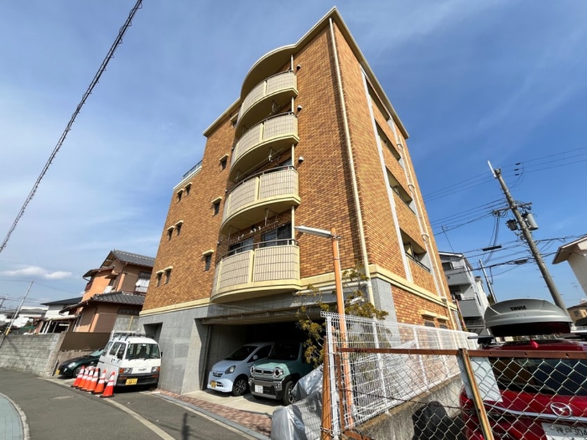 外観写真 ＴＨＩＲＤ　ＨＩＬＬＳ