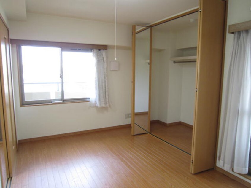 収納 ＴＨＩＲＤ　ＨＩＬＬＳ