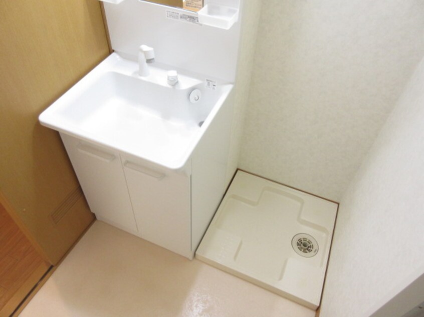 洗濯機置場 ＴＨＩＲＤ　ＨＩＬＬＳ