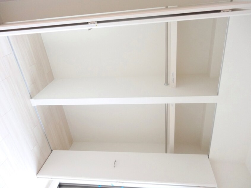 収納 エス・キュート梅田中崎町