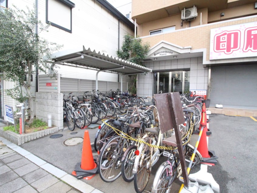 駐輪場 住吉橋ポルト