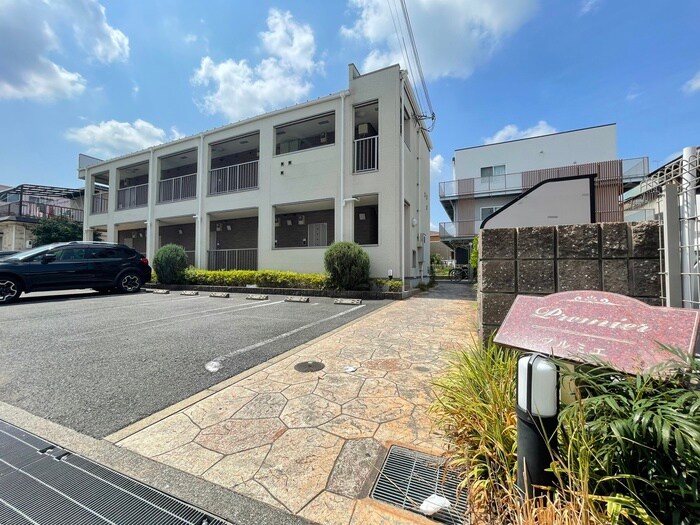 エントランス部分 プルミエ