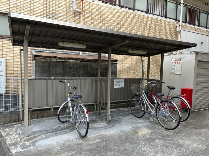 駐輪場 カ－ム　コトブキ