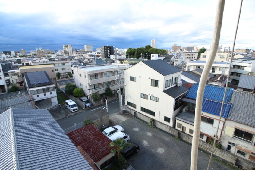 室内からの展望 ペントハウス馬場町