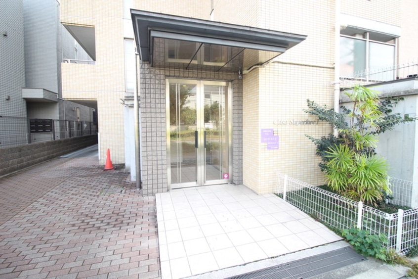 エントランス部分 カ－サスペリオ－レⅠ