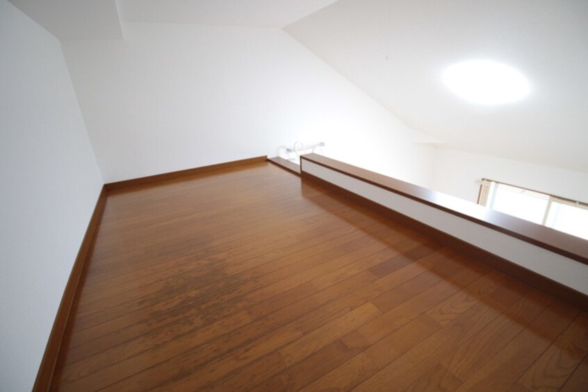 居室 シエテ淡路