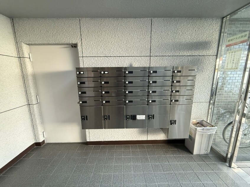 建物設備 パレ山村