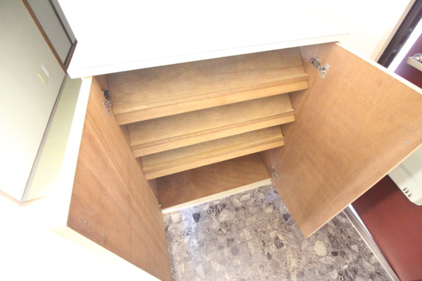 靴箱 高橋ハイツ