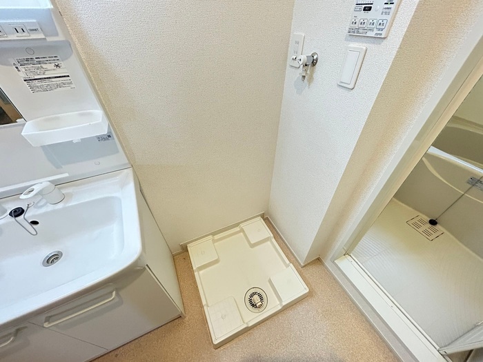 洗濯機置場 エレガント茱萸木