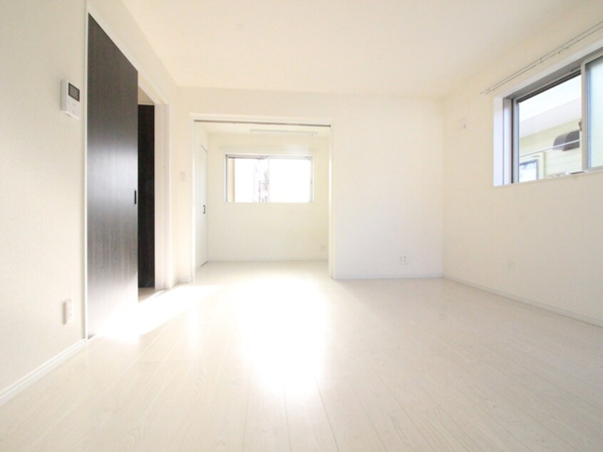 居室 ビックロード土山