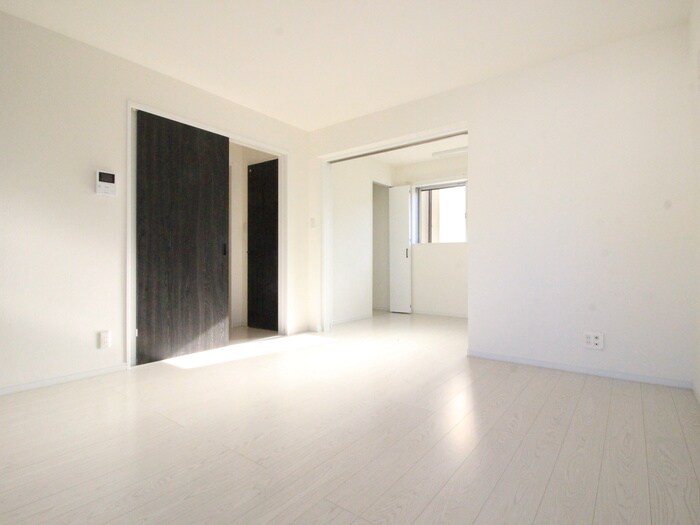 居室 ビックロード土山