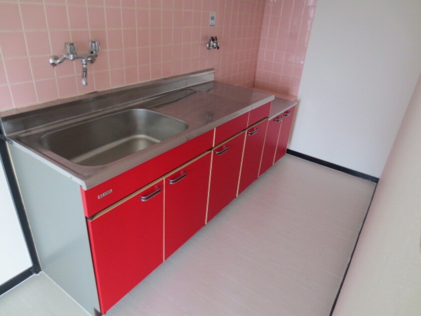 キッチン パシフィック花園町