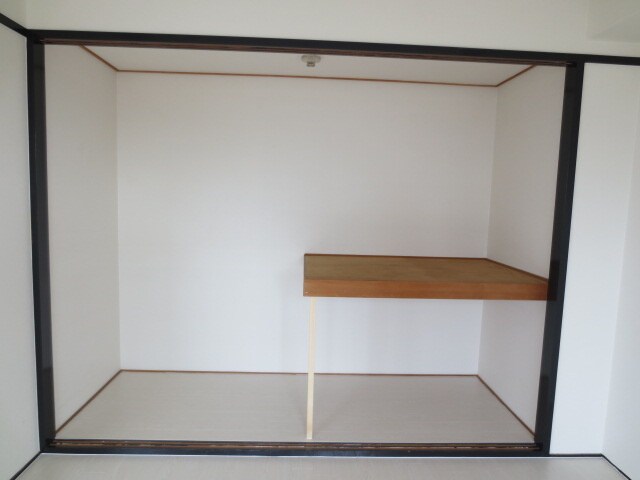 収納 パシフィック花園町