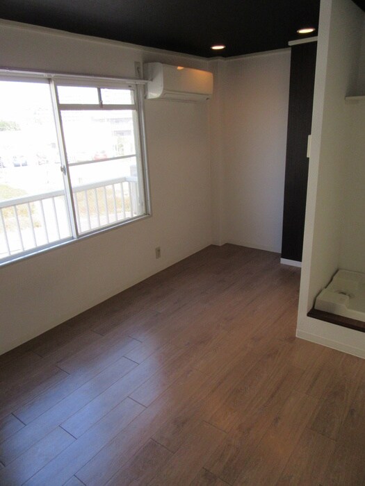 居室 New StoRK Apartment 禁野本町