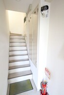 エントランス部分 グレイス高倉