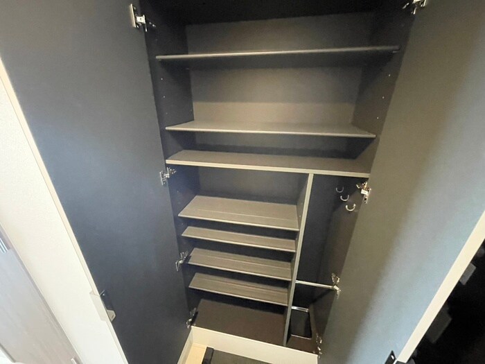 靴箱 ﾌﾟﾚｻﾝｽ神戸元町ﾐｭｰｽﾞ（1404）