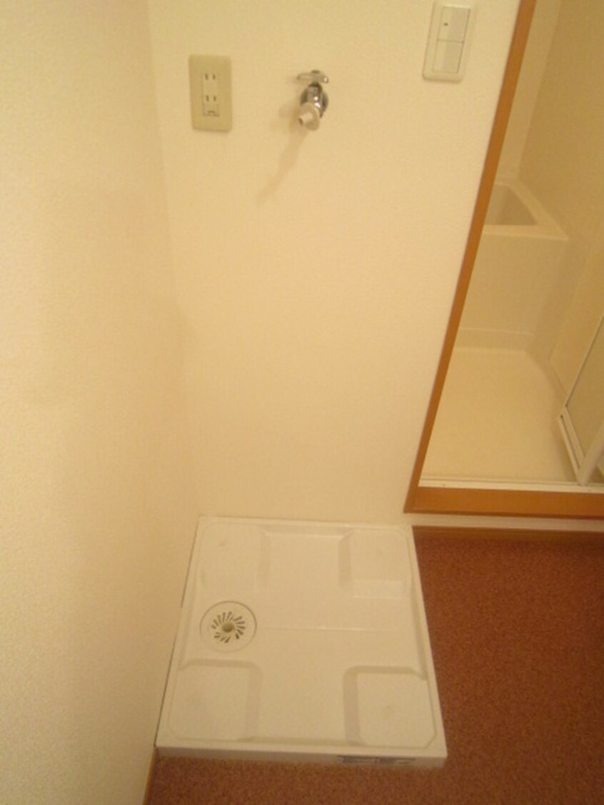 洗濯機置場 メゾンエリーⅡ