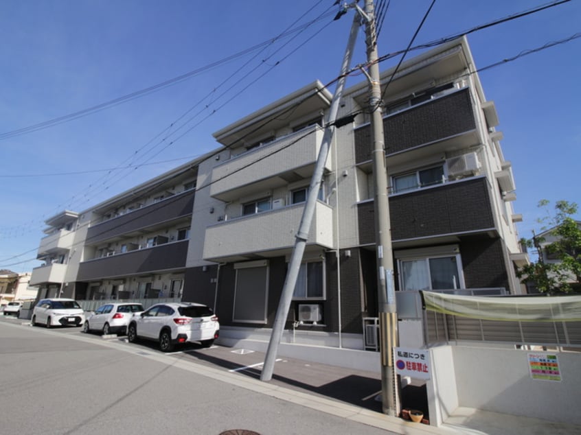 外観写真 ワン　ウェーブ霞ヶ丘