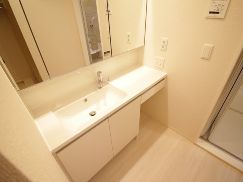 洗面 ワン　ウェーブ霞ヶ丘